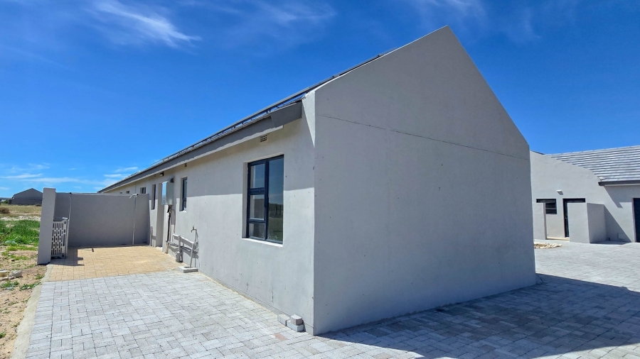 To Let 5 Bedroom Property for Rent in Long Acres Country Estate Western Cape